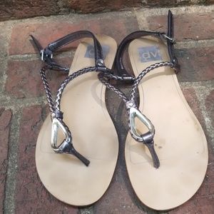 DV brand Thong prewrinkle color Sandals